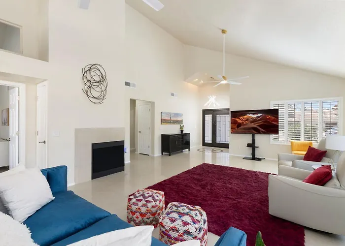 Private Golf Oasis With Pool Patio And Mtn Views *