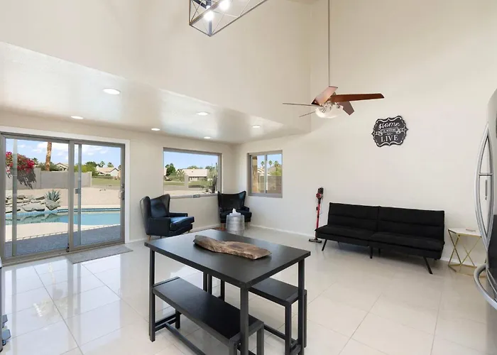 Private Golf Oasis With Pool Patio And Mtn Views Сasa de vacaciones Phoenix