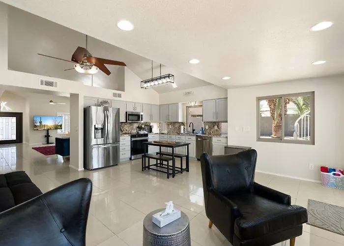 Private Golf Oasis With Pool Patio And Mtn Views